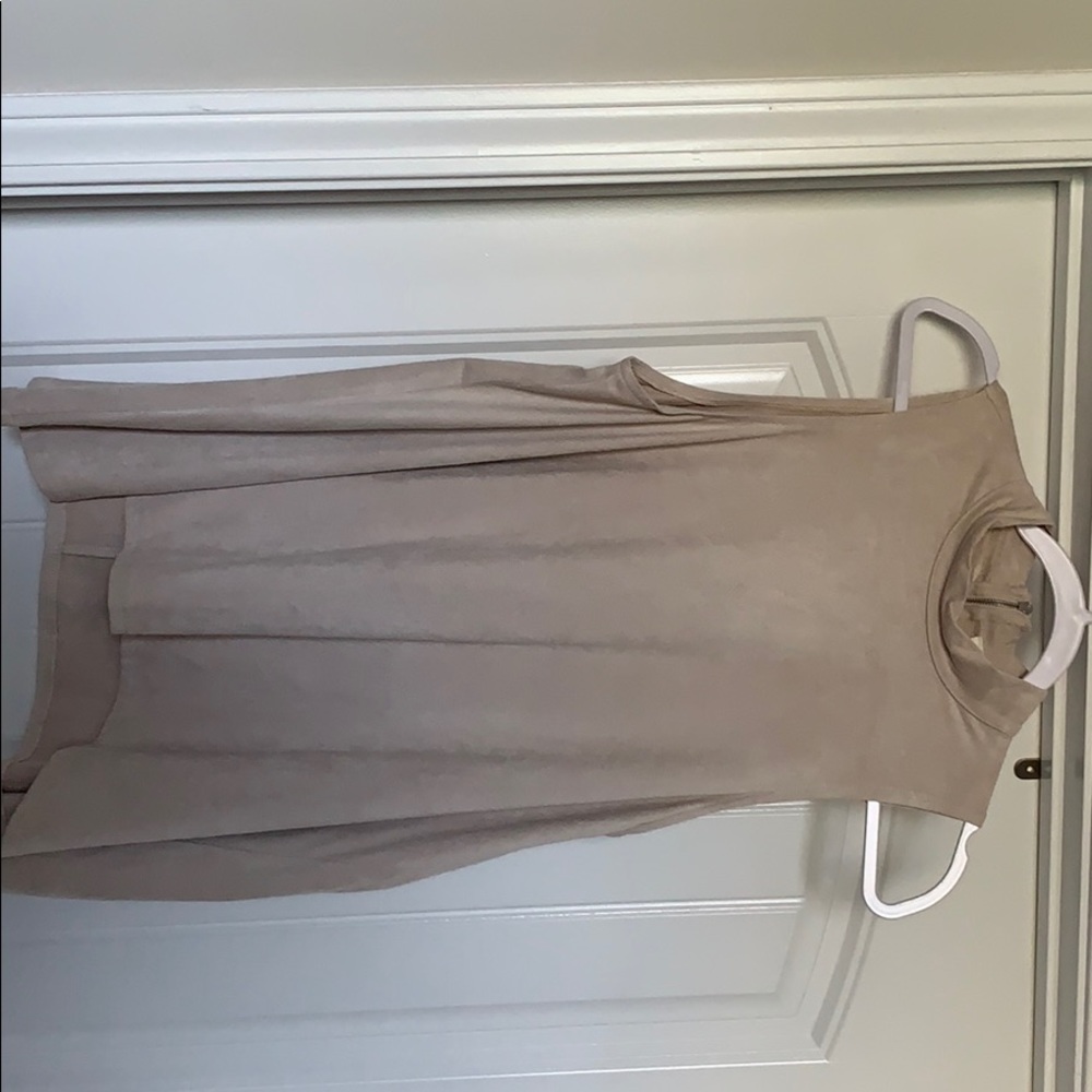 Summer tank top, never worn tags